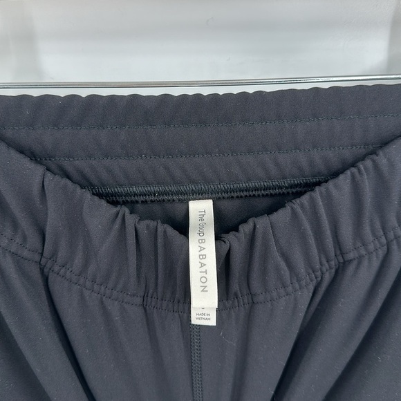 Aritzia Babaton The Group Weekender Short Black‎ Small - Picture 6 of 8